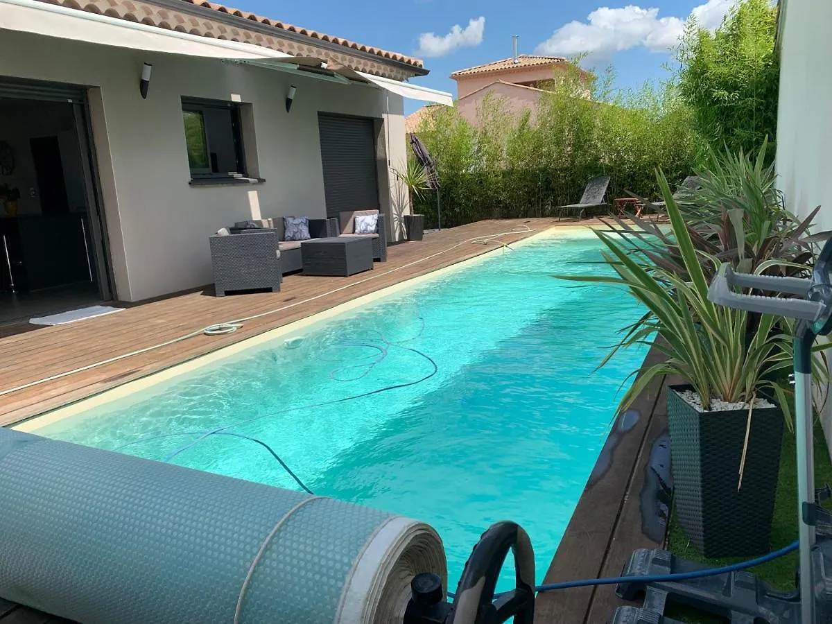 Villa Cosy Avec Piscine Pierrelatte